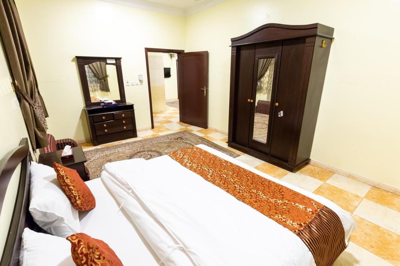 Al Eairy Furnished Apartments - Al Bahah 3 Extérieur photo